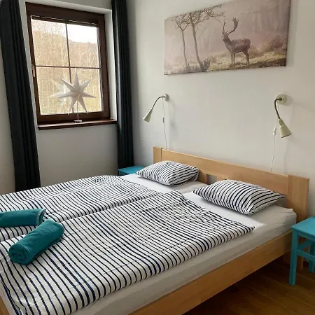 Jelen Apartment *